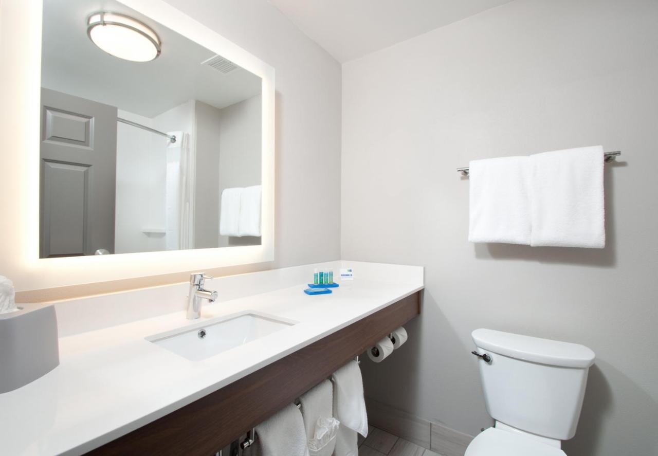 Holiday Inn Express Quantico - Stafford By Ihg Exteriér fotografie