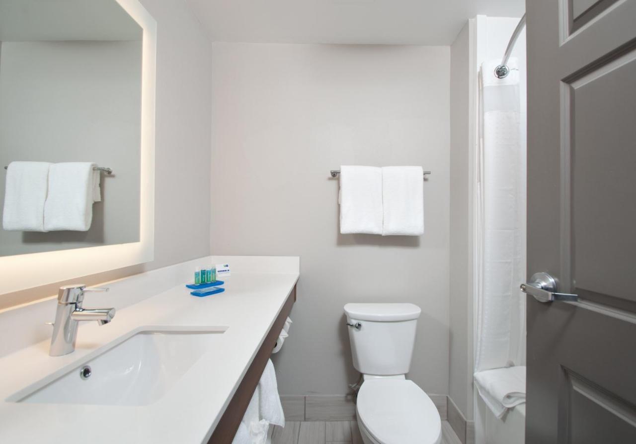 Holiday Inn Express Quantico - Stafford By Ihg Exteriér fotografie
